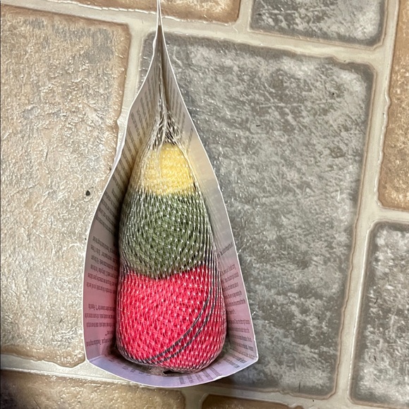 Tulip Flower Knitting Kit - Picture 3 of 3